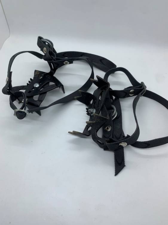 Instep Crampons